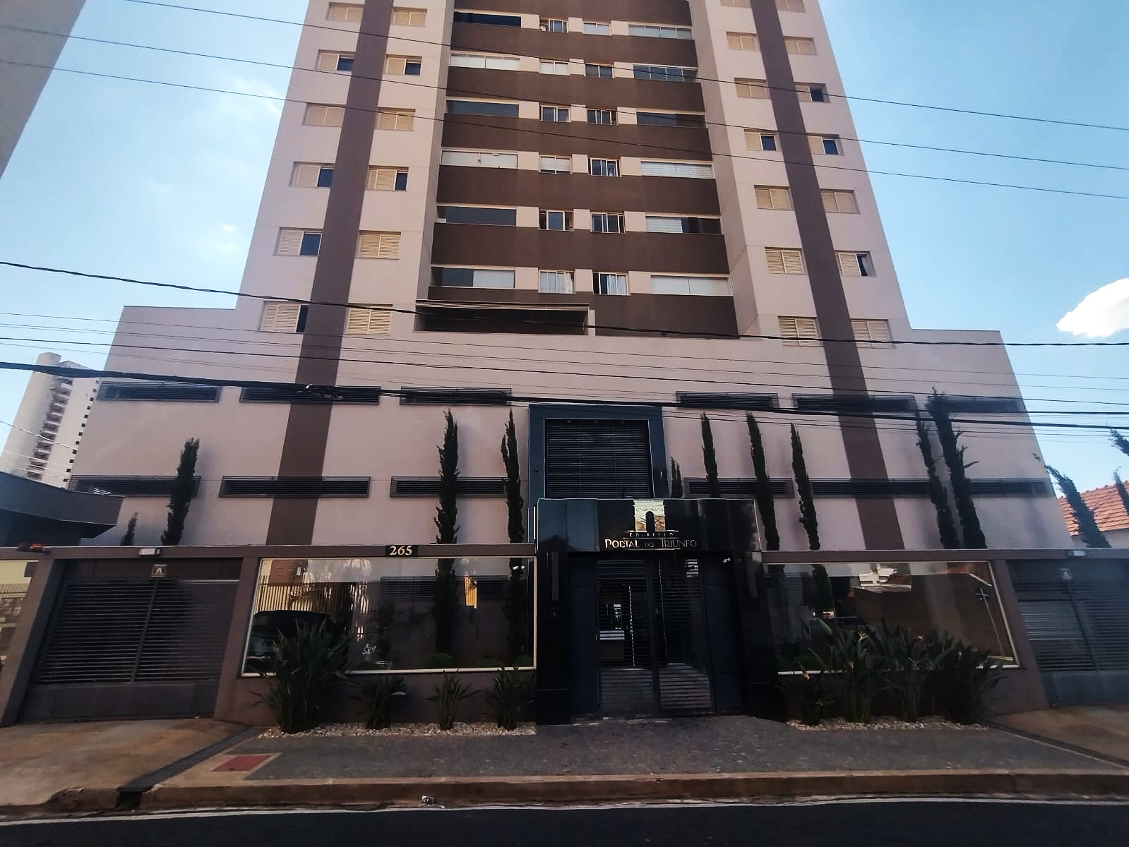 Vende-se, Apartamento no Mercês em Uberaba